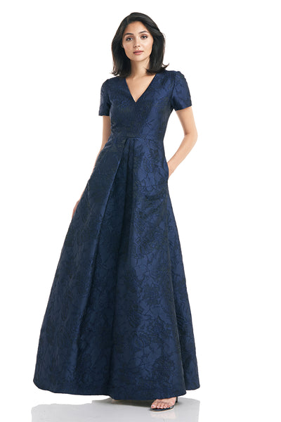 Evening Gowns – Kay Unger